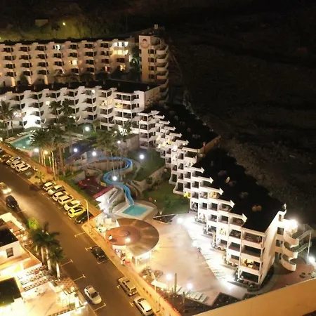 Apartment House Cardenal *