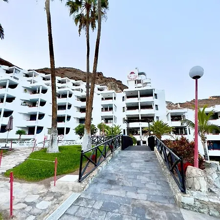 Beachview Haven 1-br Apartment *